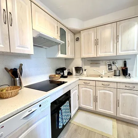Bright And Refurbished Nest In Saint-raphael Saint-Raphaël